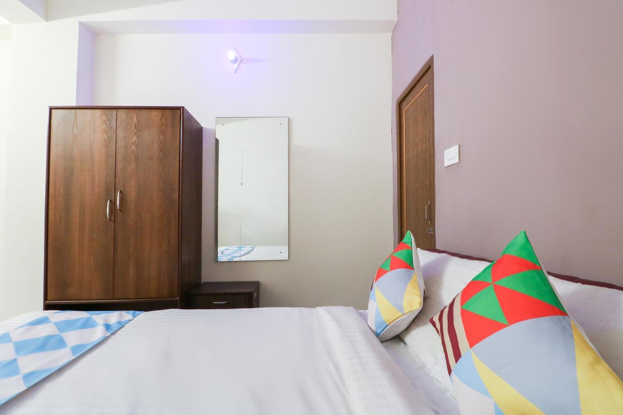 Hotel O Adri Hotels Near Dum Dum Metro Station Zewnętrze zdjęcie